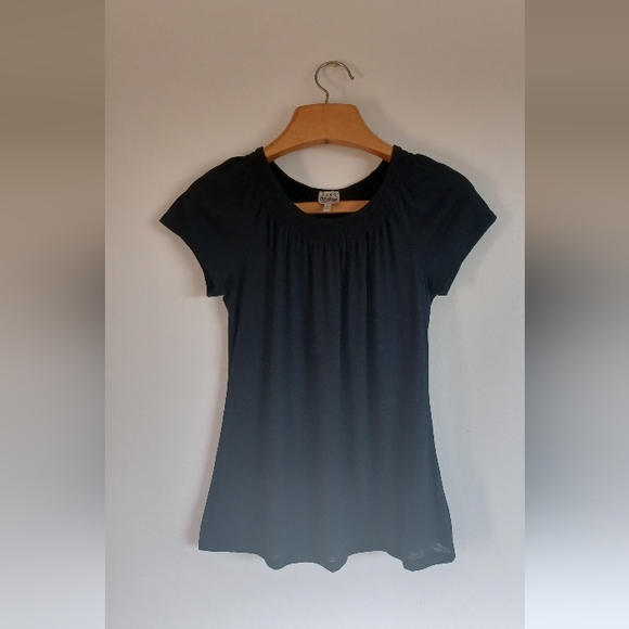 NWOT Women's Como Vintage Simple Black Flowy Top Size Small - Picture 3 of 4